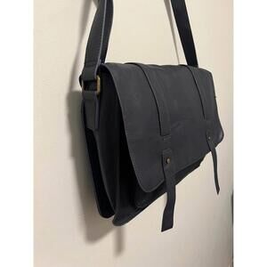 Aldo Brand, vegan leather travel bag